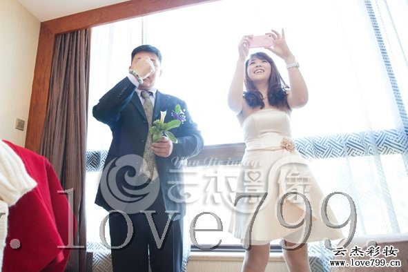 新娘化妆